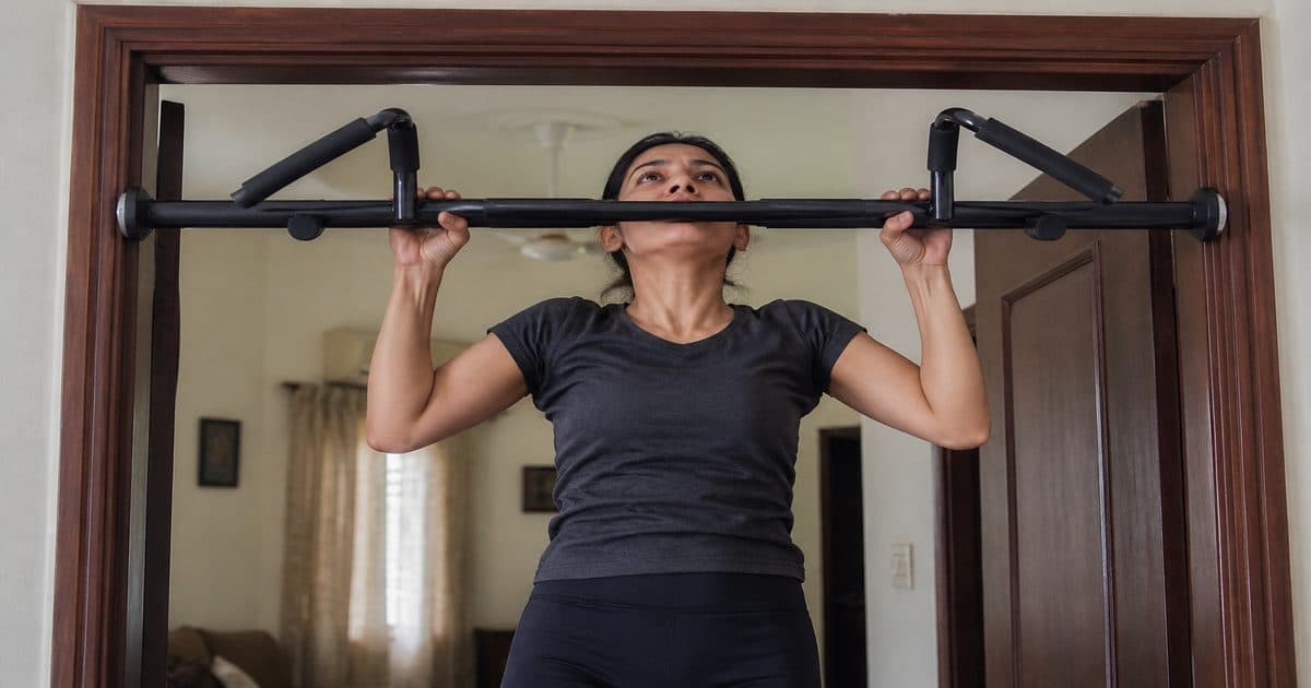 Best Chin Up Bar for Beginners in Pakistan (2026)
