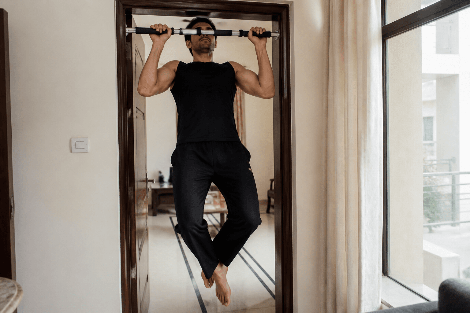 Morning pull-ups — Lahore apartment